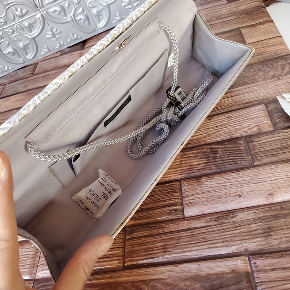 ♤ Bijoux Terner Silver Glitter Baguette Clutch with Cord Strap - Picture 6 of 7